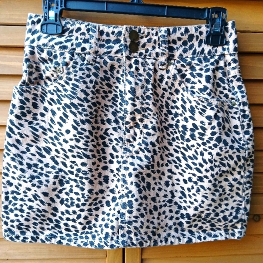 Billabong Animal Print Women's Mini Skirt